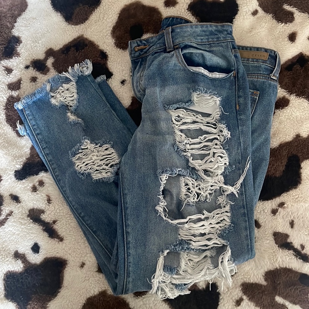 Cello Boyfriend heavily distressed Jeans